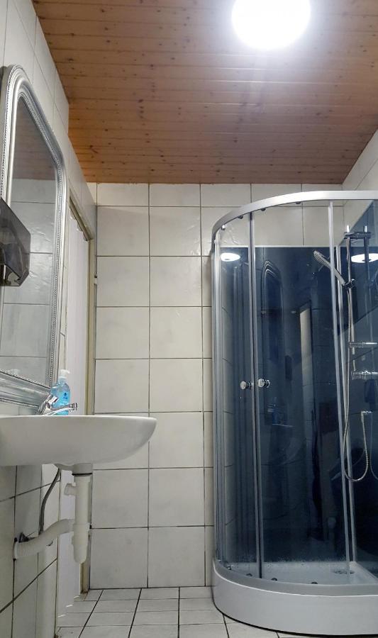 Apartment Gaestezimmer I Neo1 Staufenberg (Lower-Saxony)